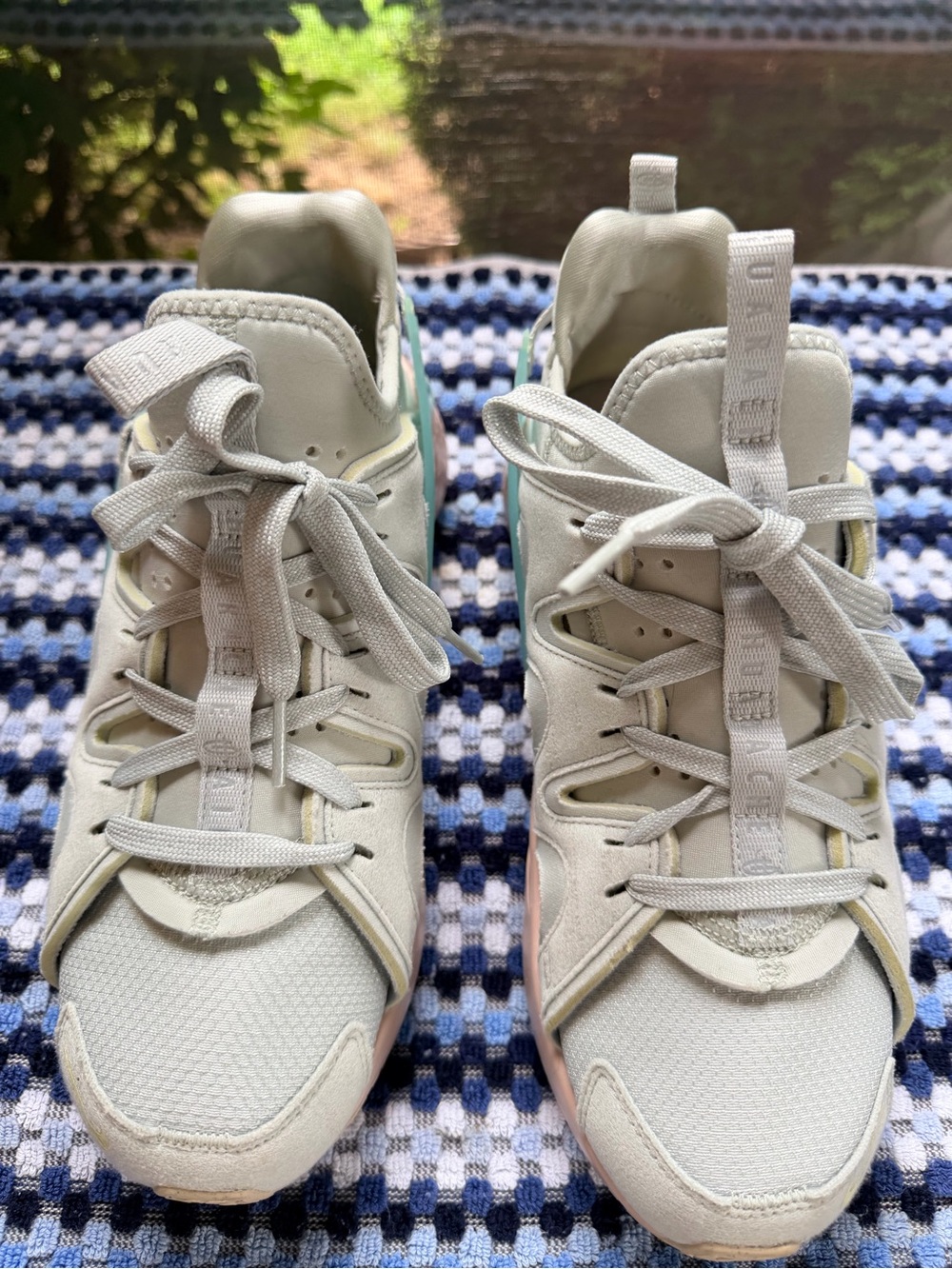 Nike Womens Air Huarache Craft